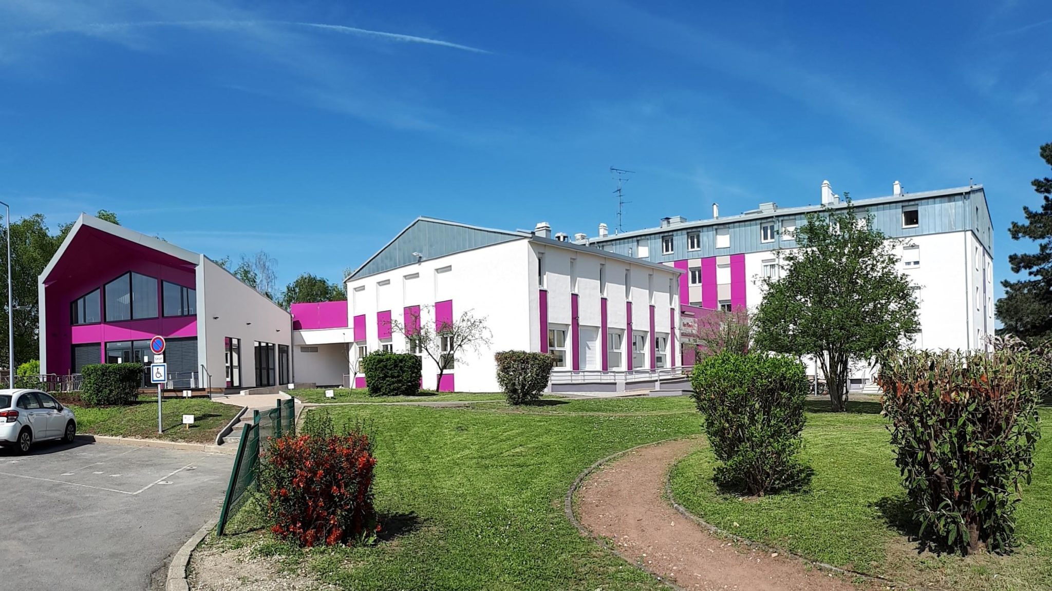 HABITAT JEUNES DES TROIS FRONTIERES » Union Nationale pour l'Habitat