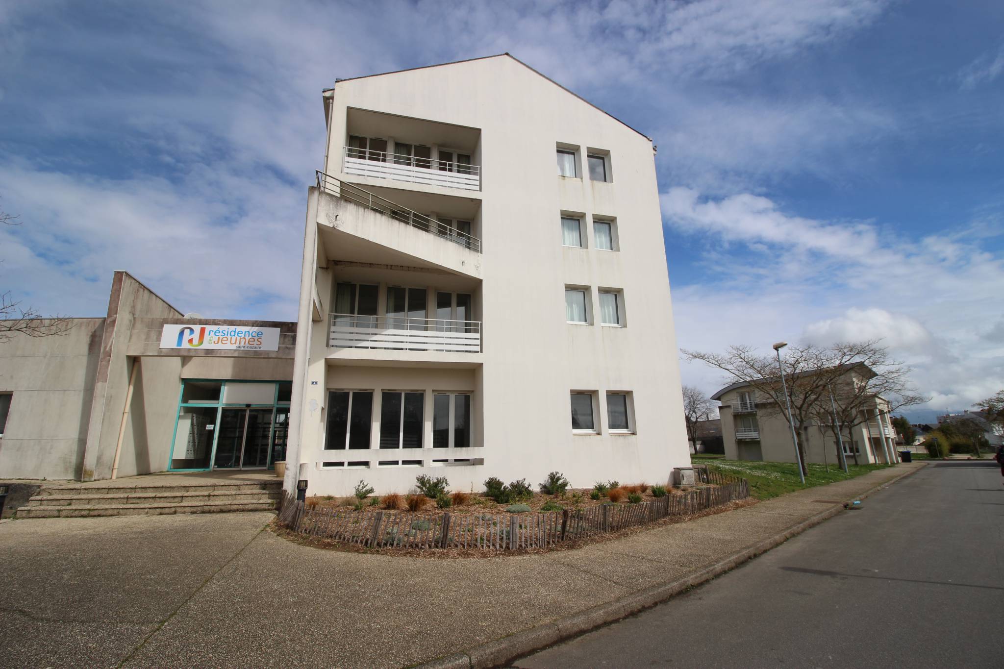 Residence des Jeunes Martin Luther King — 2/2