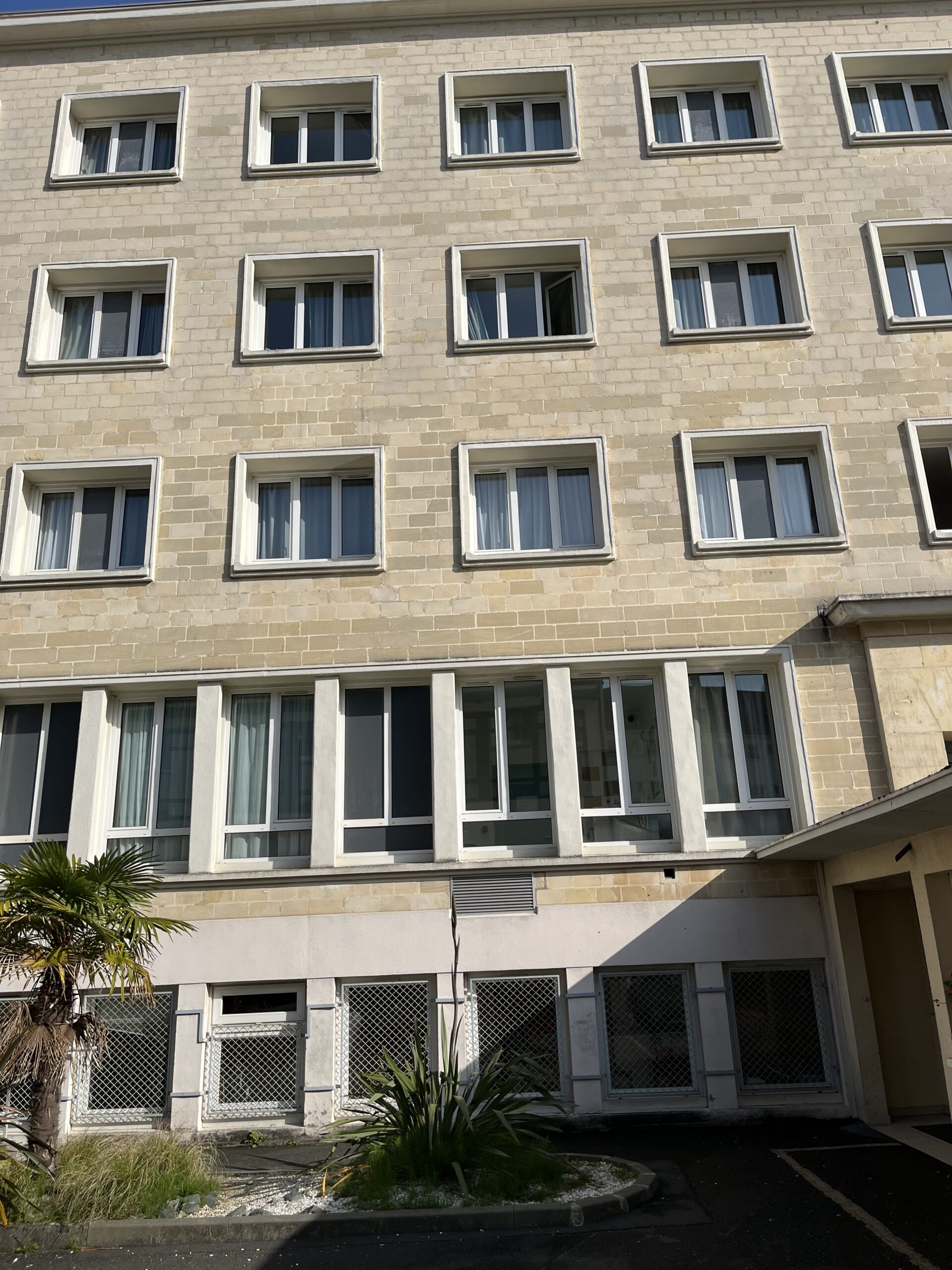 RESIDENCE HABITAT JEUNES L&rsquo;OASIS — 2/2